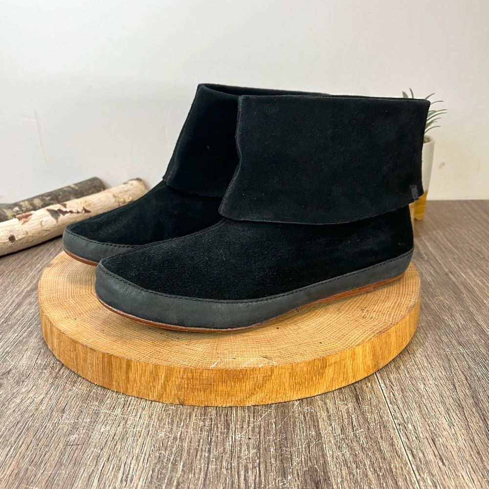 OluKai | Auana Suede Pull Up Fold Over Booties in Black Size 7.5